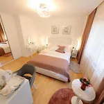 Rosita Deluxe Gasthof Zadar