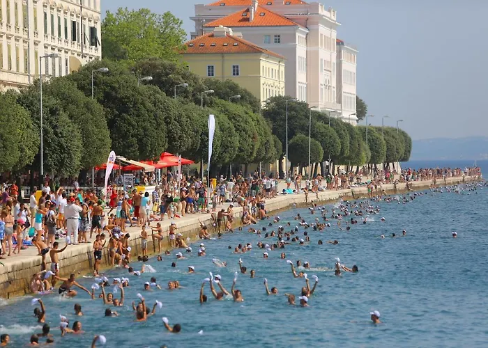 게스트하우스 Rosita Deluxe 4*