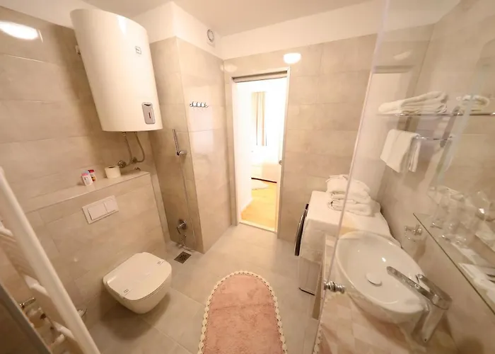 Rosita Deluxe 자다르